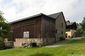 Rückseite Scheune - Mehrfamilienhaus, Wohnhaus mit 215,00 m&sup2; in Elstra zum Kaufen