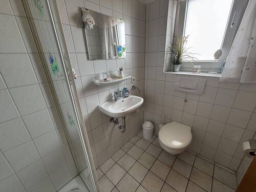 Gäste-WC - Einfamilienhaus mit 80,00 m&sup2; in Sehnde zum Kaufen