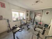 Schlafzimmer 2 / Gym - 