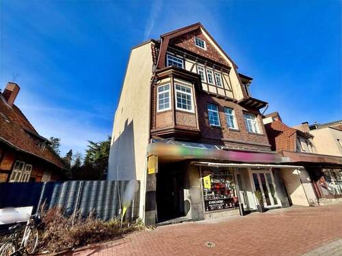 Seitliche Ansicht - 4 Zimmer Etagenwohnung zum Kaufen in Langenhagen