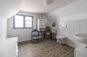 Heizungsraum und WC - 