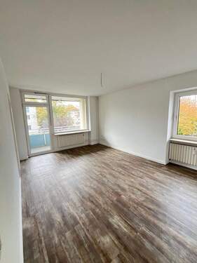 Wohnzimmer - 3 Zimmer Etagenwohnung in Rendsburg