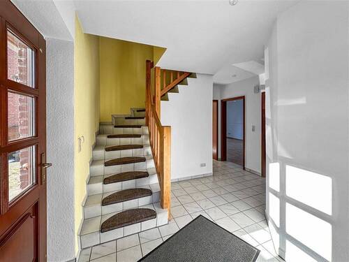 Haus 1 Flur im EG - 1 Zimmer Mehrfamilienhaus, Wohnhaus zum Kaufen in Mölln
