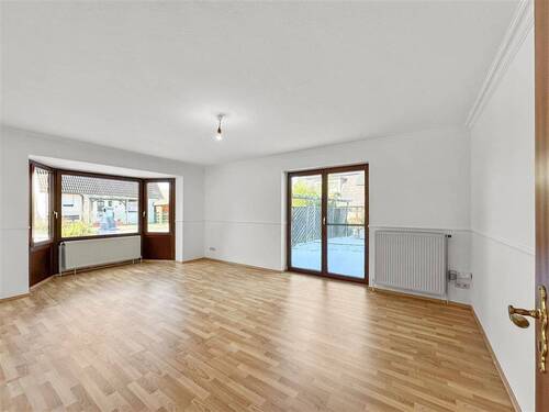 Haus 1 Wohnzimmer im EG - 1 Zimmer Mehrfamilienhaus, Wohnhaus in Mölln