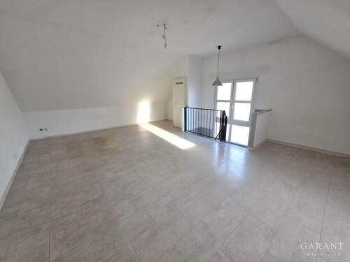 Großes Zimmer im DG - 