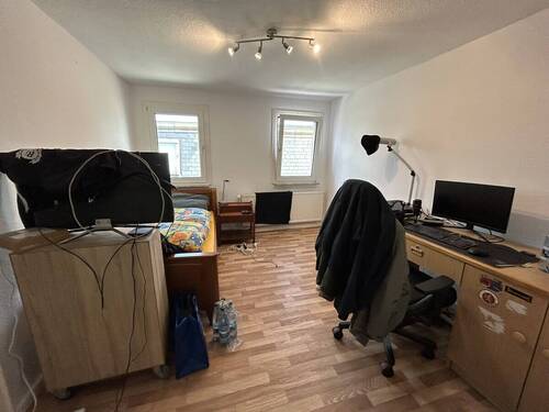 Zimmer 3 - 