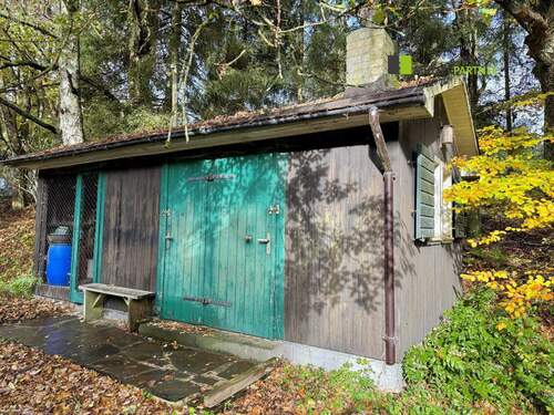 Hundezwinger, Abstellraum - 