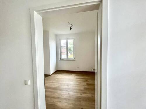 Schlafen - Etagenwohnung mit 73,20 m&sup2; in Ismaning zur Miete