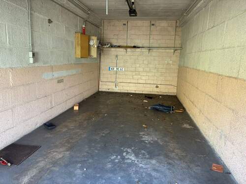 Garage - 
