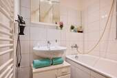 Badezimmer - 2 Zimmer Etagenwohnung in Köln-Niehl