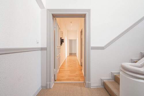 WE27 Eingang - Wohnen nahe der Spree - Altbauapartment in Moabit