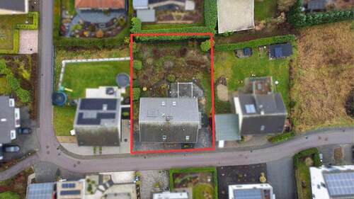 Grundstück - 5 Zimmer Einfamilienhaus zum Kaufen in Lampaden