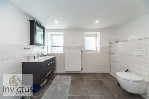 Badezimmer- Ansicht 2 - 