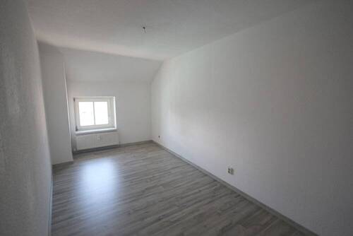 Schlafen - 2 Zimmer Etagenwohnung zur Miete in Döbeln