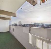 Bezugsfreie 2,5-Zimmer-Wohnung mit Garage und Westbalkon in der Singener Südstadt - 01.05 o. 01.06