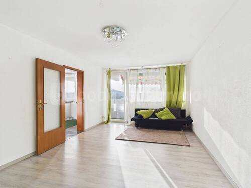 Wohnen - 2 Zimmer Etagenwohnung zur Miete in Singen