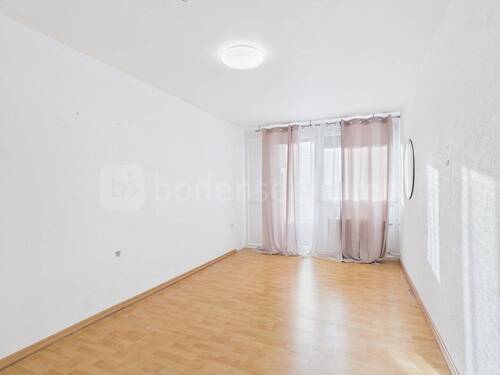 Schlafen - 2 Zimmer Etagenwohnung in Singen