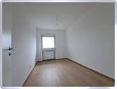 3. Zimmer - 3 Zimmer Etagenwohnung in Rodgau
