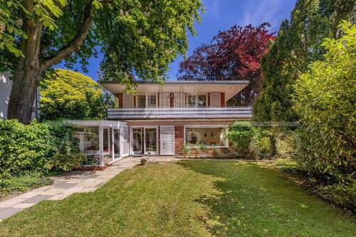 Gartenansicht - Architektur-Klassiker in Bestlage