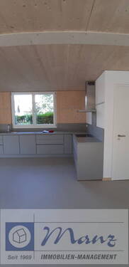 Einbauküche 2 - Vermietung - großzügige 4 Zimmerwohnung im 1. Obergeschoss in Böhringen