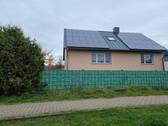 Dach mit Photovoltaikanlage - 7 Zimmer Mehrfamilienhaus, Wohnhaus in Eggesin
