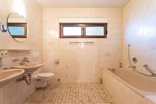 Das Hauptbad im EG - 