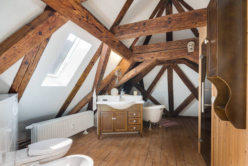 offenes Badezimmer - 