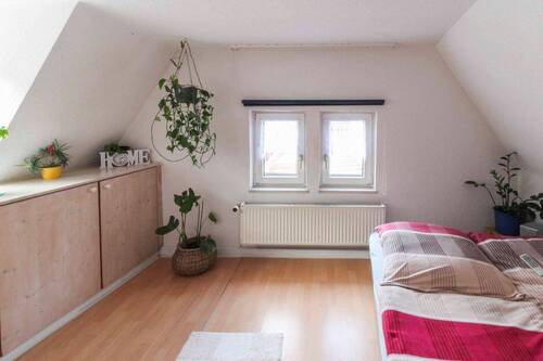 Schlafzimmer 1. OG-Whg. - 