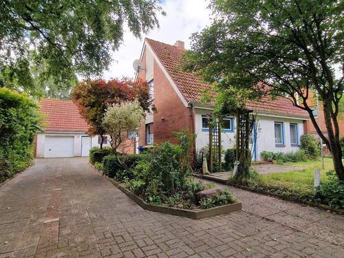 Wohnhaus - Gemütliches EFH mit großem Garten, Garage und Nebenräumen - ruhiges Wohnen mit viel Platz