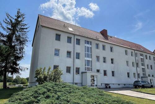 Hausansicht - 3 Zimmer Etagenwohnung in Stauchitz