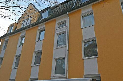 Außenansicht - Ganz viel Platz! Helle 3½-Raum-Wohnung mit Balkon im Südost-Viertel