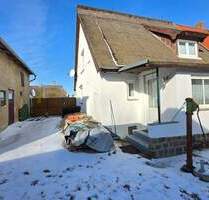 Saniertes Ferienhaus mit zusäztlichem Ausbaupotential in drei weiteren Gebäuden - Kröslin Spandowerhagen