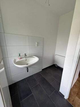 Bild 2 - 5 Zimmer Etagenwohnung zur Miete in Neuenkirchen-Vörden