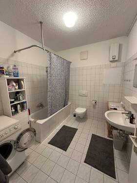 Badezimmer Beispielbild - andere Wohnungstypen mit 14,00 m² in Stralsund zur Miete