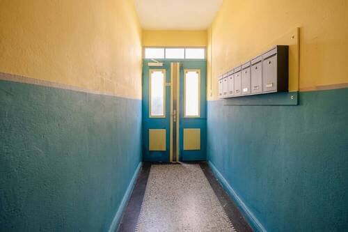 Haupteingang/ Flur - 