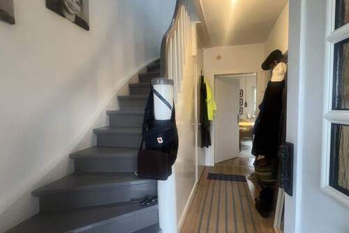 Eingangsbereich - 5 Zimmer Doppelhaushälfte zur Miete in Essen