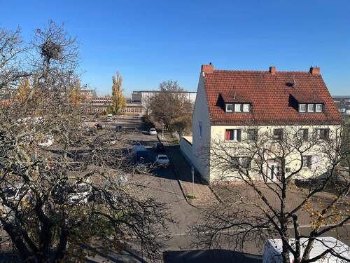 Blick zur Grubenstraße - 3 Zimmer Etagenwohnung zur Miete in Erfurt