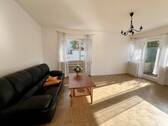 sonniges Wohnzimmer - 3 Zimmer Etagenwohnung zum Kaufen in München