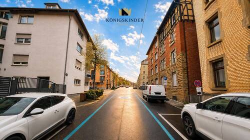 Straßenseite - 