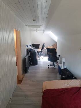 *links* Kinderzimmer - 