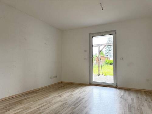 Teilansicht Wohnzimmer - 