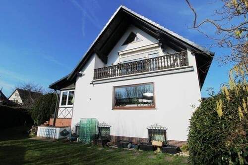 Seitenansicht Balkon - Mehrfamilienhaus, Wohnhaus mit 265,00 m&sup2; in Höchstadt an der Aisch zum Kaufen