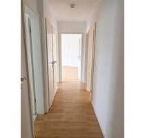 Helle 3-Zimmer-Wohnung mit Einbauküche & Tageslichtbad - fußläufig zur S-Bahn in Erzhausen