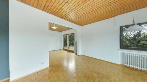Blick zum Essbereich im EG - Einfamilienhaus mit 203,00 m&sup2; in Bammental zum Kaufen