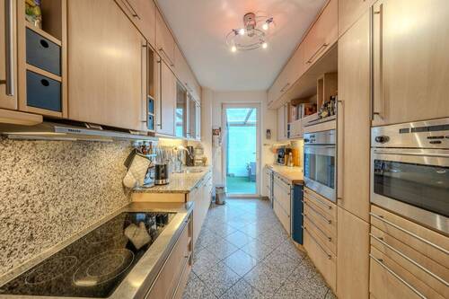 Einbauküche - 4 Zimmer Doppelhaushälfte in Berlin