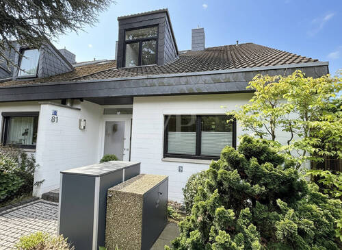 Hausansicht - 4 Zimmer Reihenendhaus zum Kaufen in Laatzen / Grasdorf