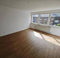 **sanierte 3-Zimmer-Wohnung mit Balkon** - Clausthal-Zellerfeld