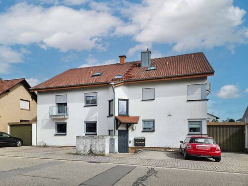 Vorderansicht - Gemütliche 2 Zimmer Dachgeschosswohnung in Wiesloch-Baiertal - sofort frei