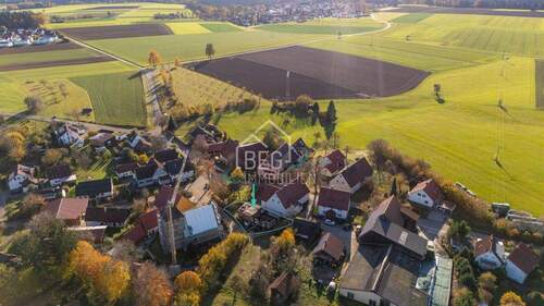 DJI_20251030145548_0011_D_pfeil - Grundstück zum Kaufen in Durlangen
