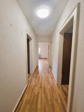 Bild... - 4 Zimmer Etagenwohnung in Gelsenkirchen